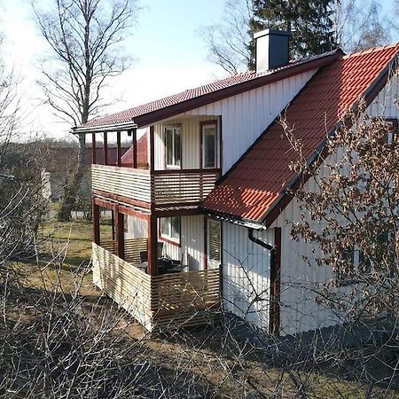 Lantlig Villa I Ljungbyhed Exteriör bild