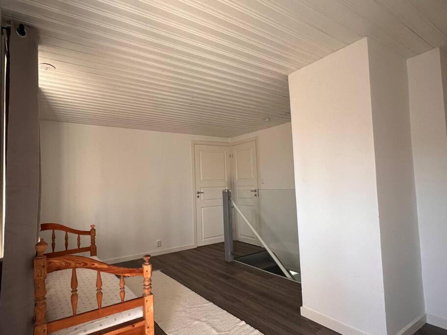 Lantlig Villa I Ljungbyhed Exteriör bild